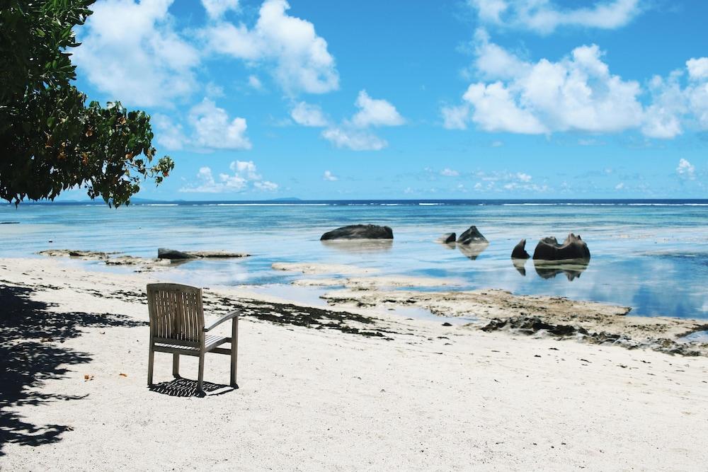 Crown Beach Hotel Seychelles Pointe Au Sel Экстерьер фото