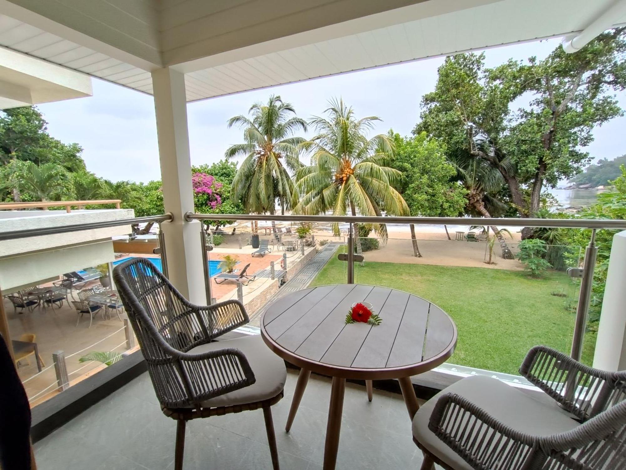 Crown Beach Hotel Seychelles Pointe Au Sel Экстерьер фото