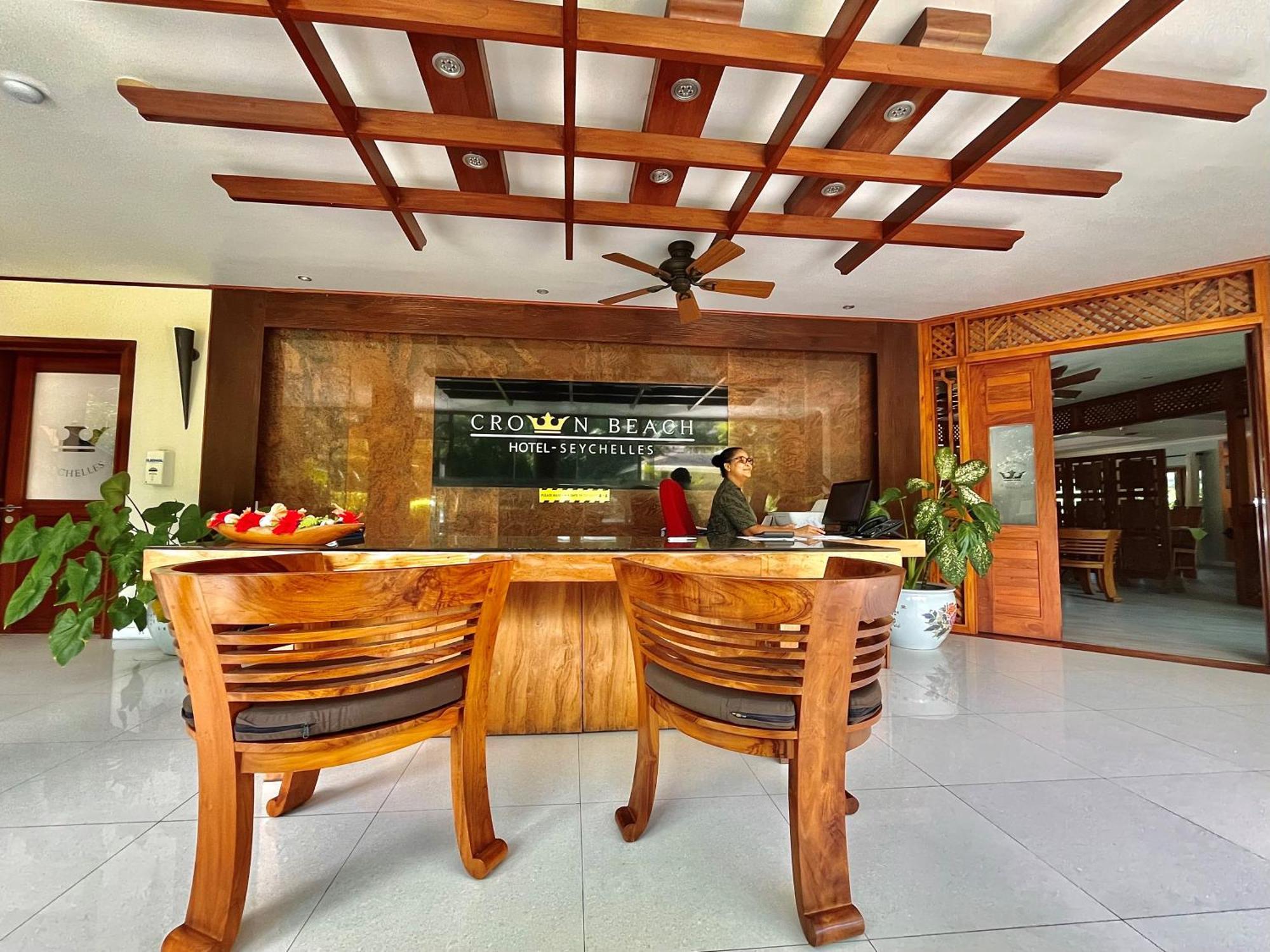 Crown Beach Hotel Seychelles Pointe Au Sel Экстерьер фото