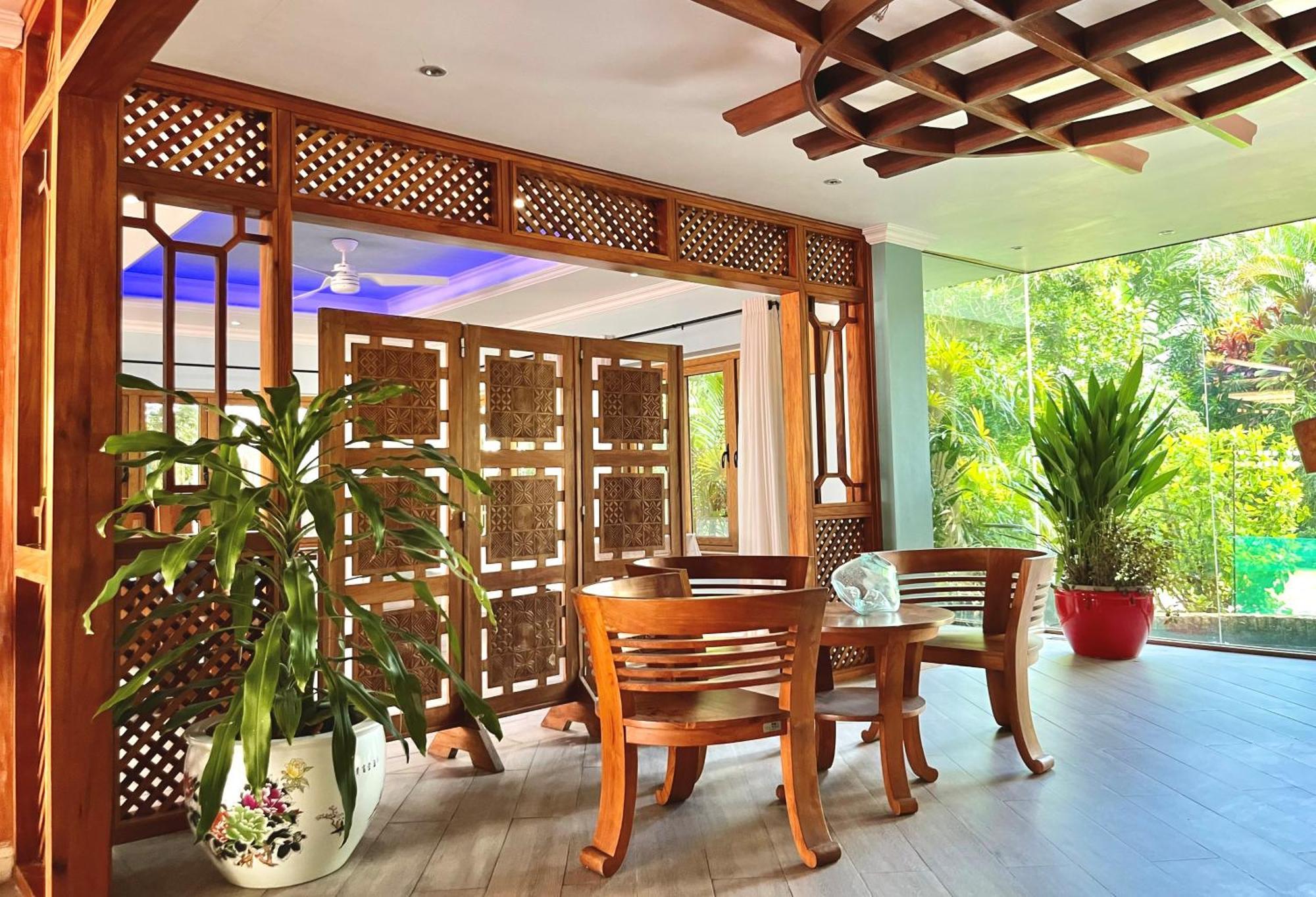 Crown Beach Hotel Seychelles Pointe Au Sel Экстерьер фото