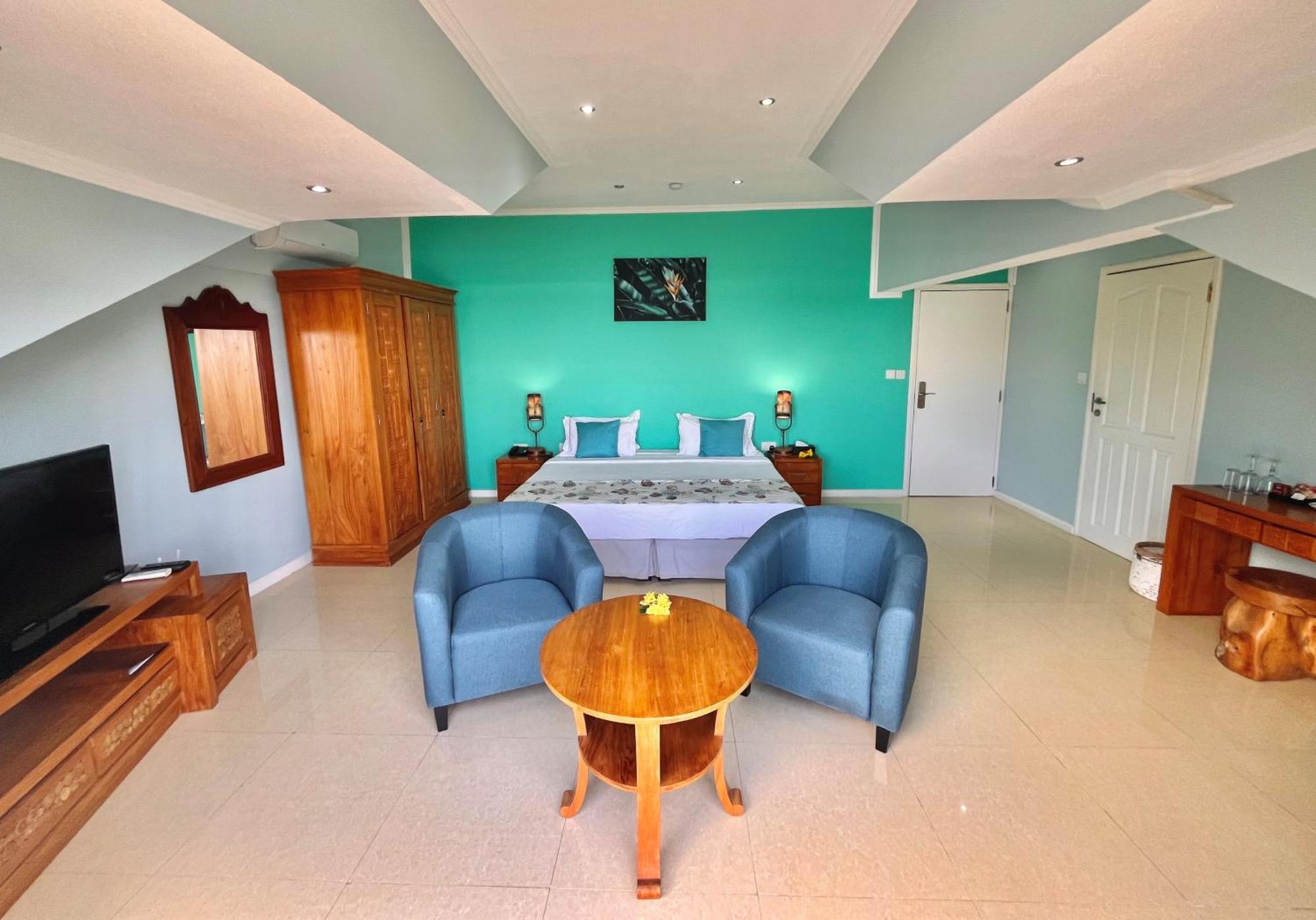 Crown Beach Hotel Seychelles Pointe Au Sel Экстерьер фото